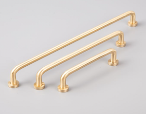 Chatton Curved Brass Handle
